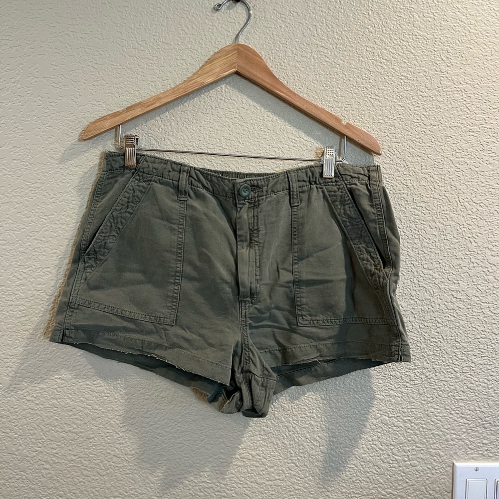 Aerie Olive Women's Cargo Shorts
